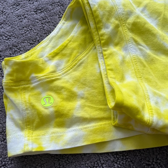 LuluLemon cropped tank - Picture 3 of 3